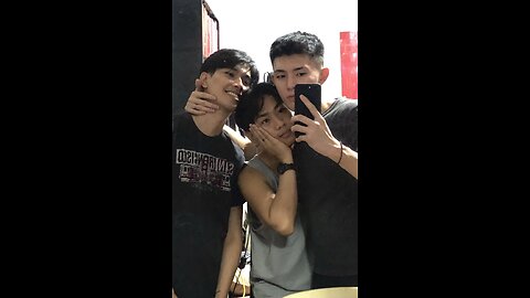 Autistic Militia vs Falangist Throuple