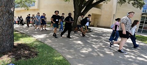 University of Houston: Preaching Jesus, Passing Out Gospel Tracts, One Student Encourages Me