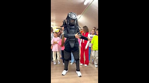 Teaching Robot Shuffle Dance🤯