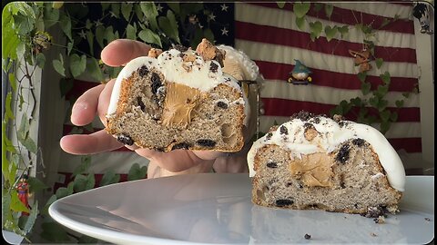 Trying Nothing Bundt Cakes for the 1st time & reviewing the NEW Reeses & Oreo Triple Threat Bundt 🍰