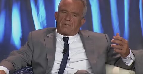 Robert Kennedy Jr before being bought and paid for by the globalist.