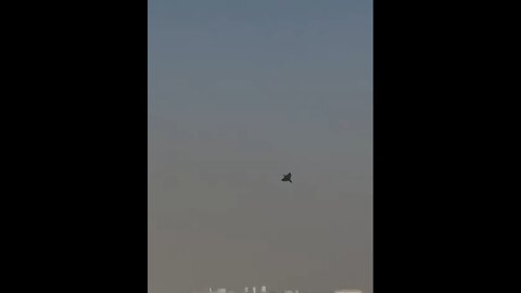 India's Superduper Samosa Jet Crashed at Dubai Airshow 😳