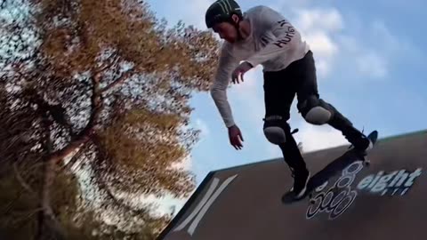 💥😬 Elliot Sloan's Impossible Trick! Wait For It... | SkateNation