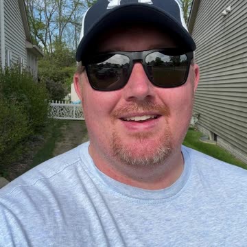 We Bought Ad Space to Say: MOM, YOU'RE OUR HERO 💐 | Happy Mother’s Day from the West Family