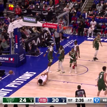 Milwaukee Bucks - TP rises for the rejection!