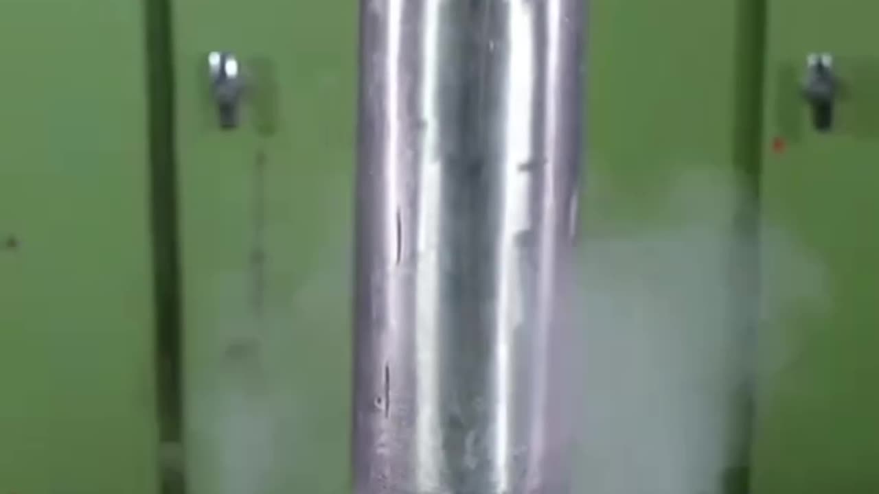 Red Steel Lock Hydrolic Press