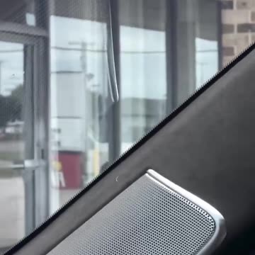 Dude identifies a mad scientist walking out of thi