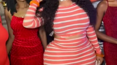 Queen vee bosset
