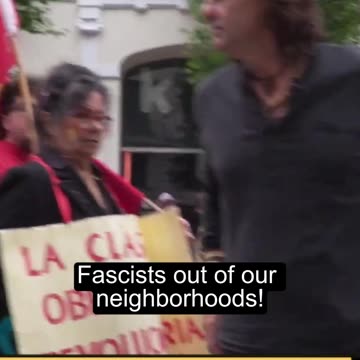 Spanish journalist, Cake Minuesa is attacked by the far left