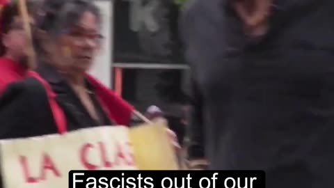 Spanish journalist, Cake Minuesa is attacked by the far left
