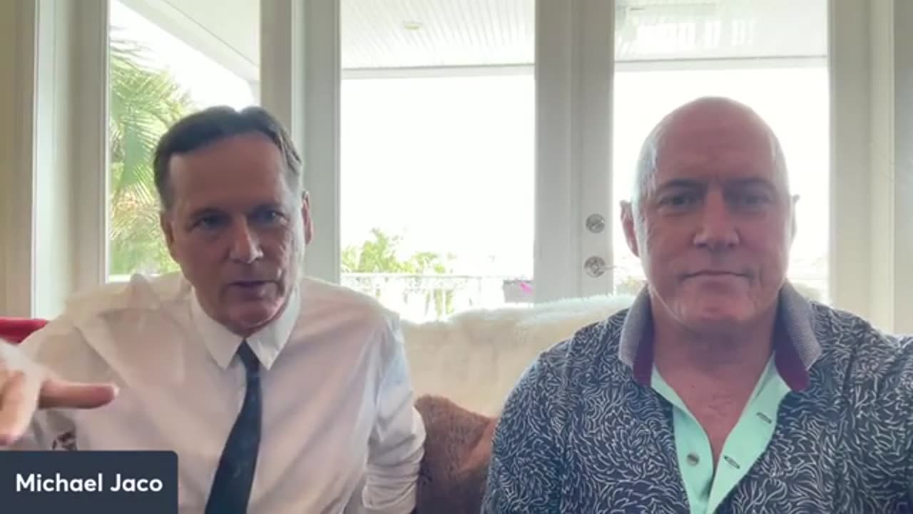 Создатель "Матрицы" Том Олтхаус о краже работы, удивительном открытии как развивается сознание