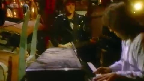 Survivor - Eye Of The Tiger (Official HD Video)