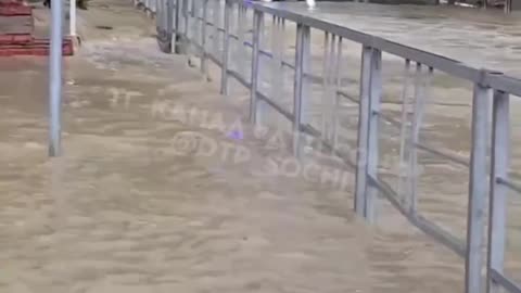 🌊 A powerful flood in Russia’s Sochi