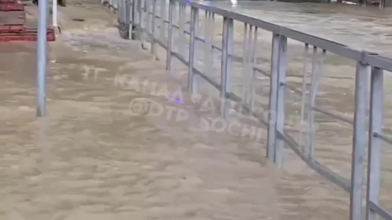 🌊 A powerful flood in Russia’s Sochi
