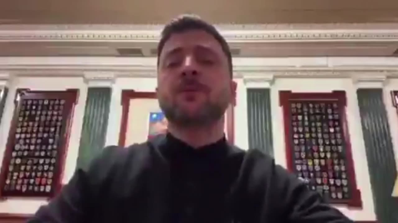 Cocaine falls out (your taxdollars at work)