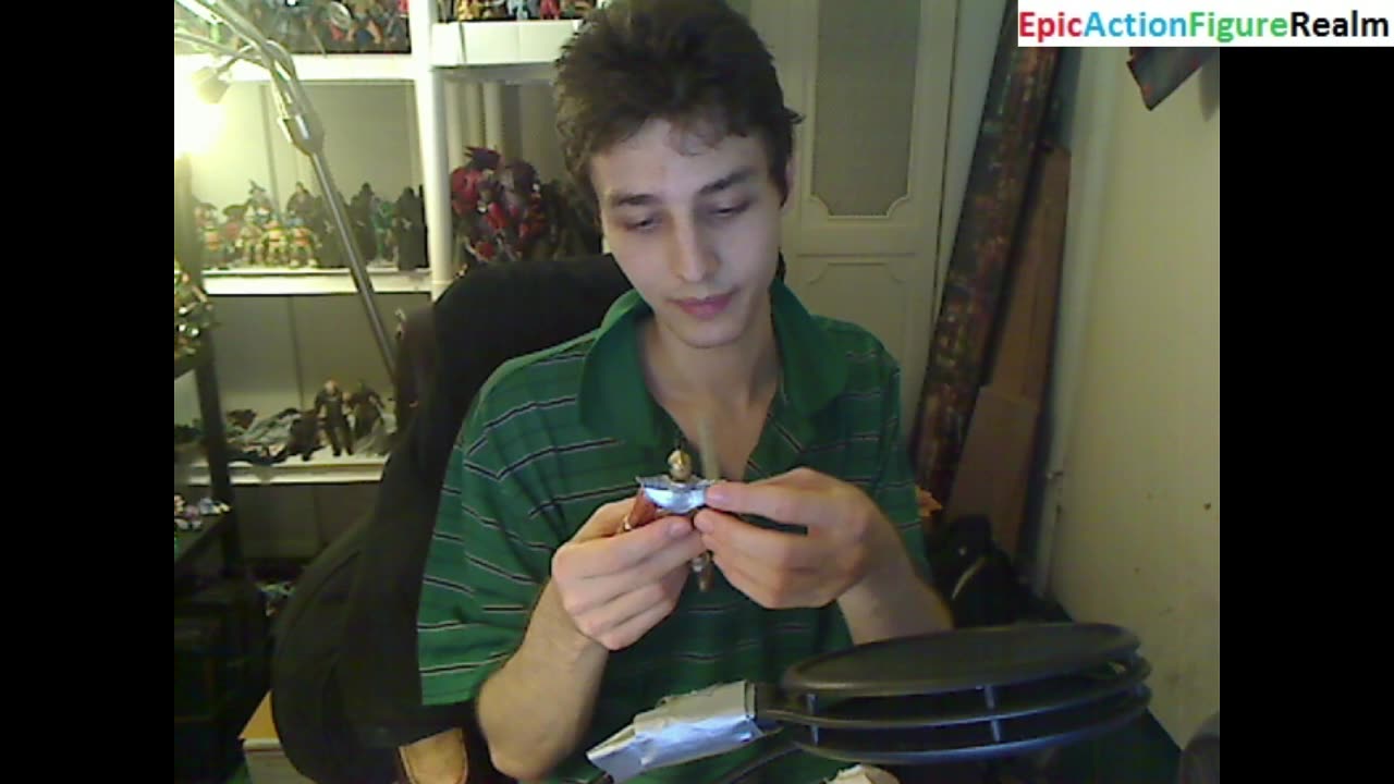 Unboxing The Power Rangers Dino Charge Gold Ranger Action Figure