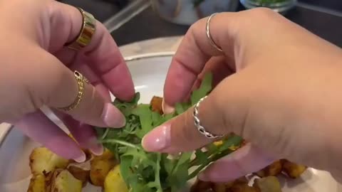 How to make simple easy fast and delicious chicken salad