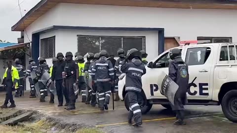 Liberia Police Prepare For Another Of Unrest In The Capital Monrovia!!☠️ 🚨 ☠️ 🚨 #liberia #africa