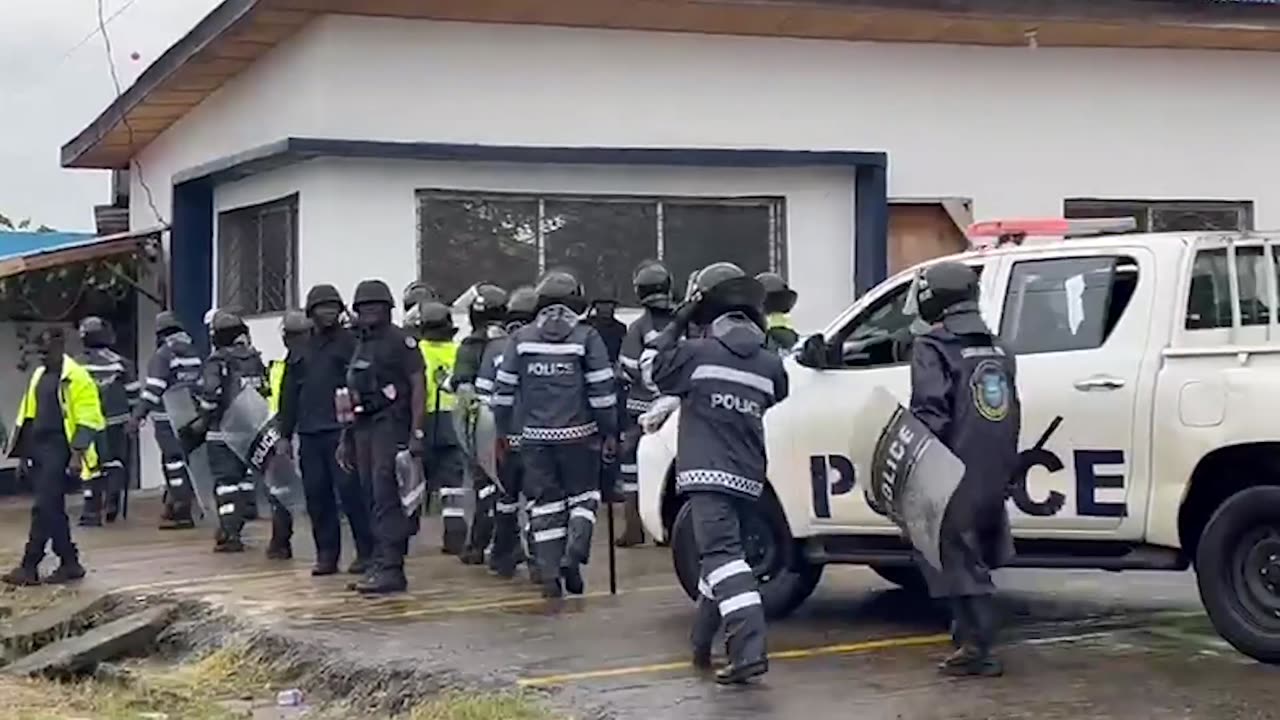 Liberia Police Prepare For Another Of Unrest In The Capital Monrovia!!☠️ 🚨 ☠️ 🚨 #liberia #africa
