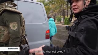 🚶‍♀️🇺🇦 Ukraine Russia War | Elderly Woman Treks 3 Days Through Combat Zone for Evacuation | RCF