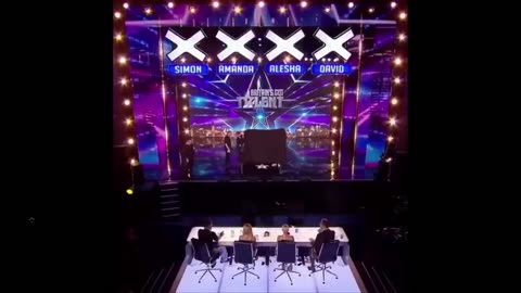 Quick Smile: Excellent fast skit done - How creative! I really enjoyed it