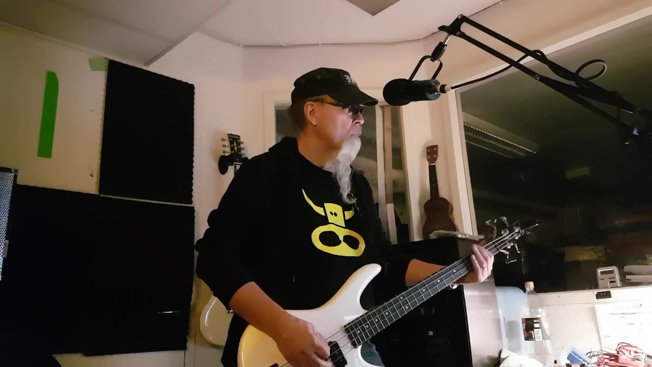 Playthrough Bass and vocals Anbaric - Oklahoma Landrush