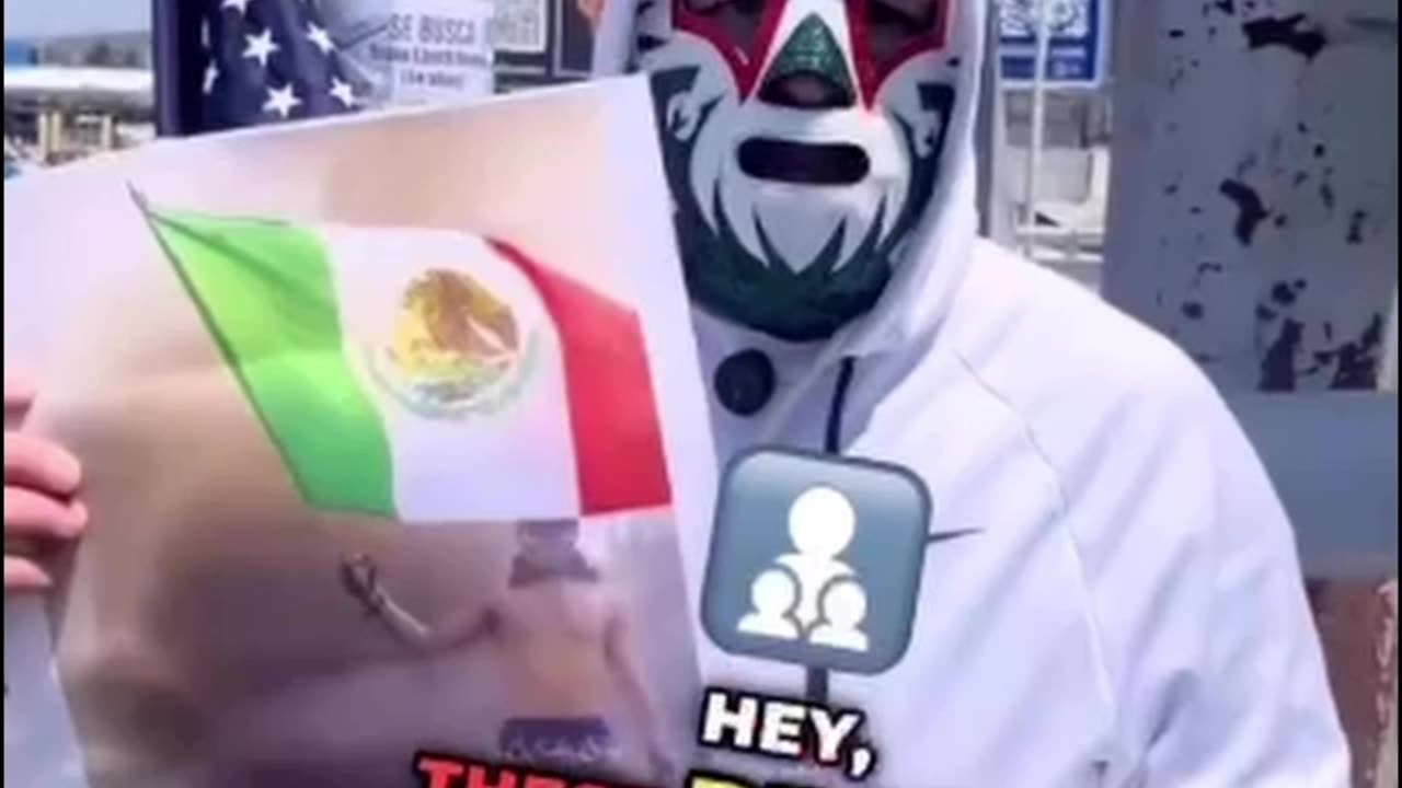 MEXICANO PASANDO POR COLOR BLANCO