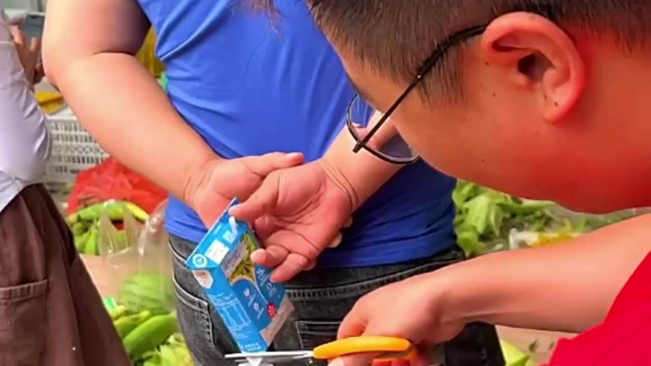 Try not to laugh 🤣 Challenge