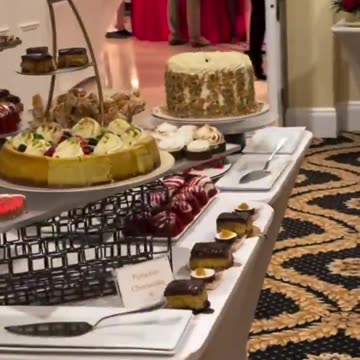What people eat as deserts at Trumps golf club