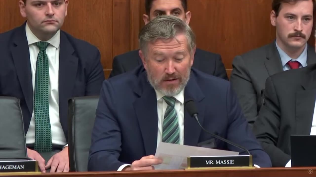 Rep. Massie: Proposed Balanced Budget Amendments Won’t Stop Congress From Racking Up Debt: 12/3/25