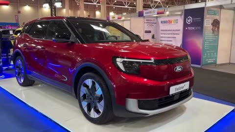 2025 Ford Explorer EV Complete Visual REVIEW - Better Than Model Y?