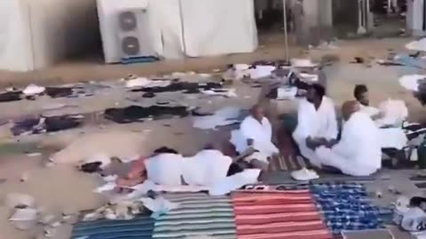 Mecca, a holy place for Muslims, does not appear very clean.