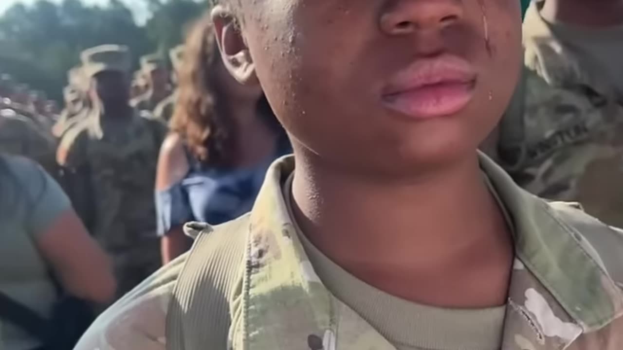 Soldier With No Family Gets Tapped Out