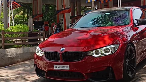 BMW M3 with attracted eyes