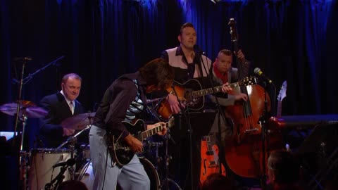 Cruisin' (Gene Vincent & His Blue Caps cover) with Darrel Higham - Jeff Beck (live)