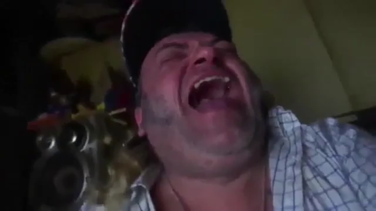 Laughs SunBoy