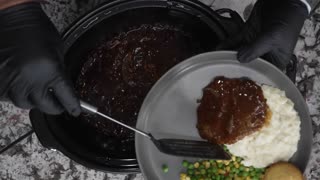 Crockpot Cube Steak and Gravy – Set It and Forget It