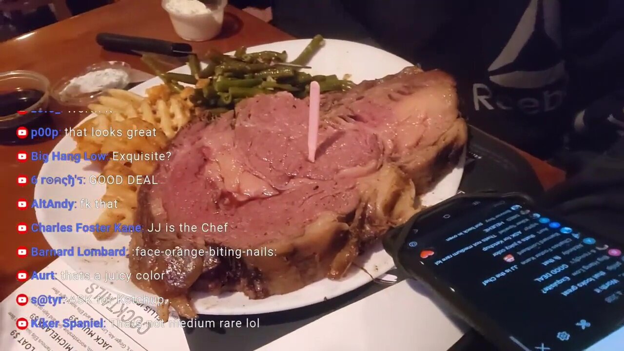 🟡 Eating Food in Vegas