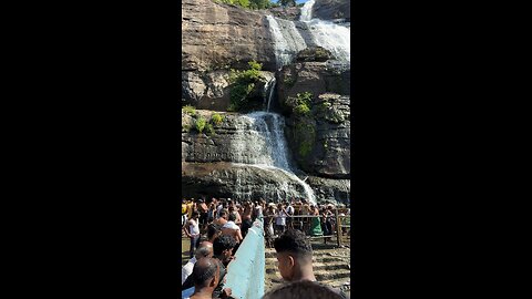 Courtallam Water Falls In Kerala