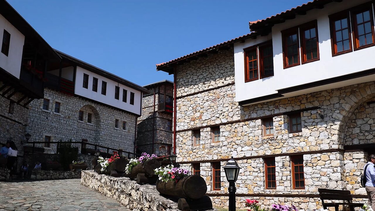 По 7 години, денес се отвори етно-комплексот „Македонско село“