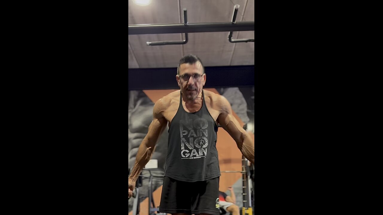 biceps and triceps training