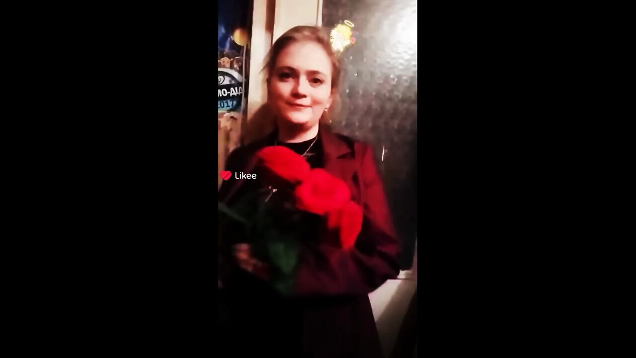 за руку тебя держать