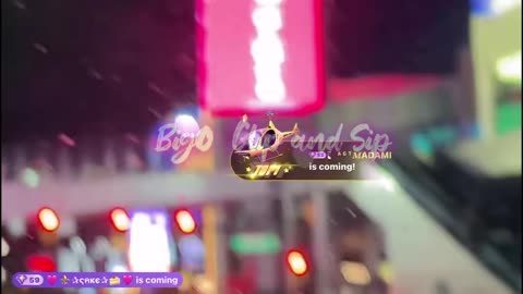 Savanna at the light behind Papi who's pulled over by 3 police cars 10/27/25 #bigoclipandsip