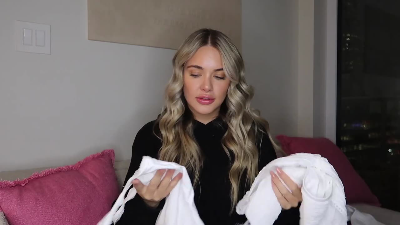 a massive try on haul from garage clothing_ _ Kendra Rowe