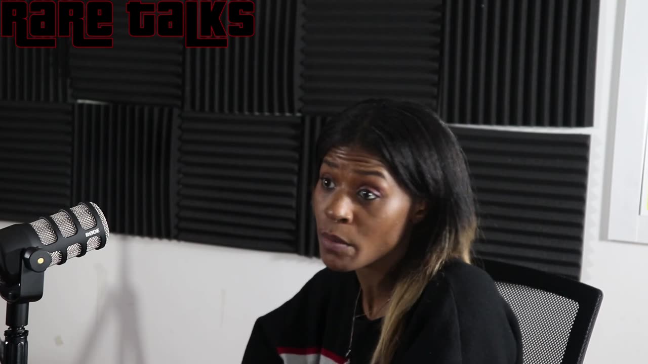 Divine Lady - Let My Voice Be Heard