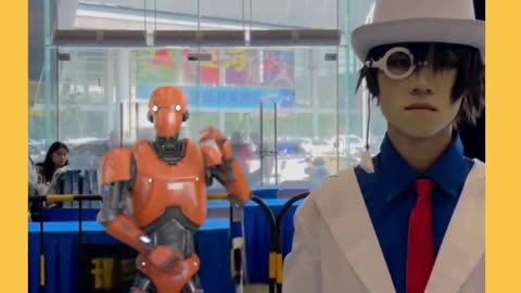 Robot dancing 😄😒
