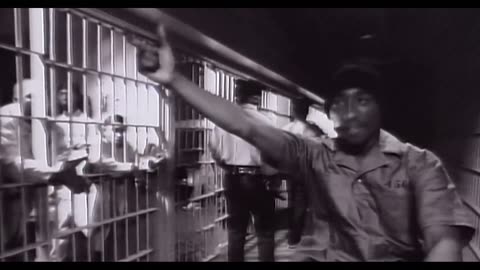 2PAC - TRAPPED ( OFFICIAL MUSIC VIDEO )