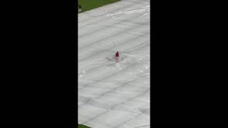 Idiot👀 Gets Stuck🏃‍♂️🤪🤣😎