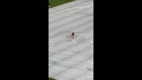 Idiot👀 Gets Stuck🏃‍♂️🤪🤣😎