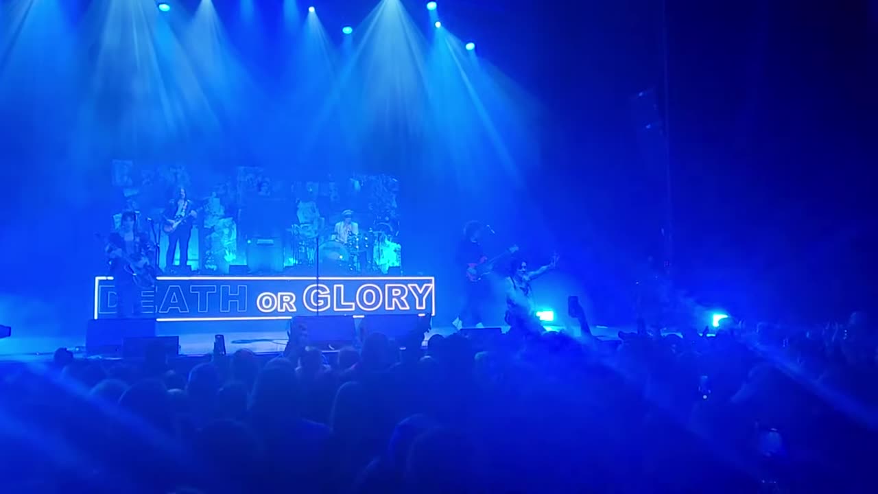 Palaye royale ( live)